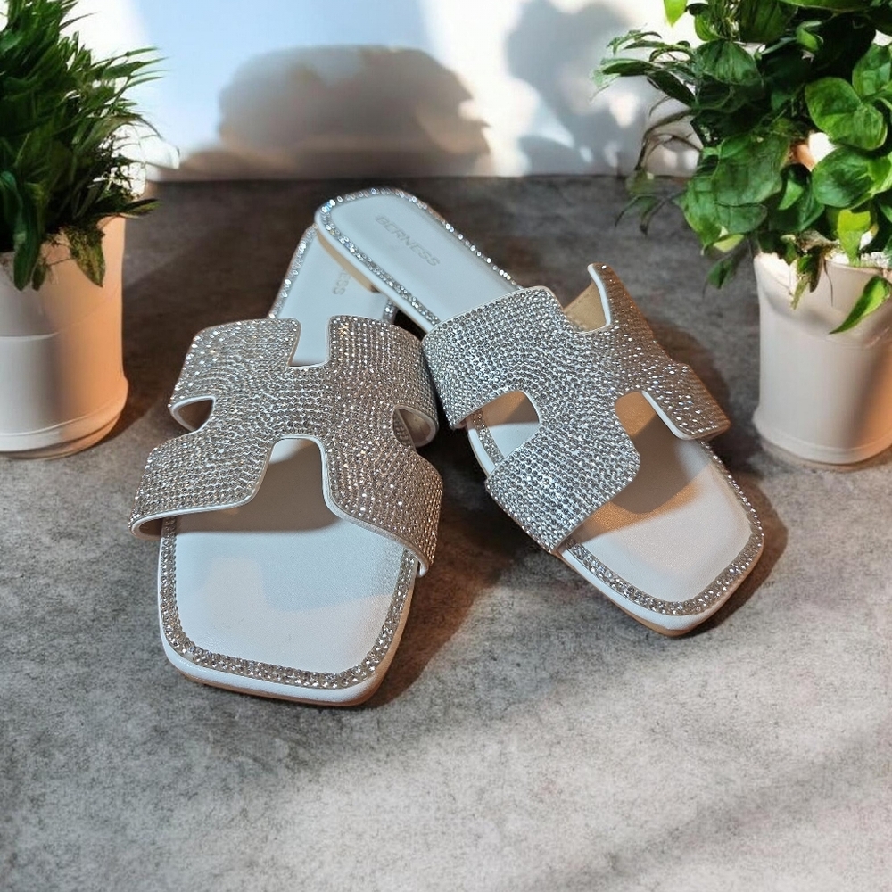 BERNESS WHITE STUDDED Women's Slide Sandals